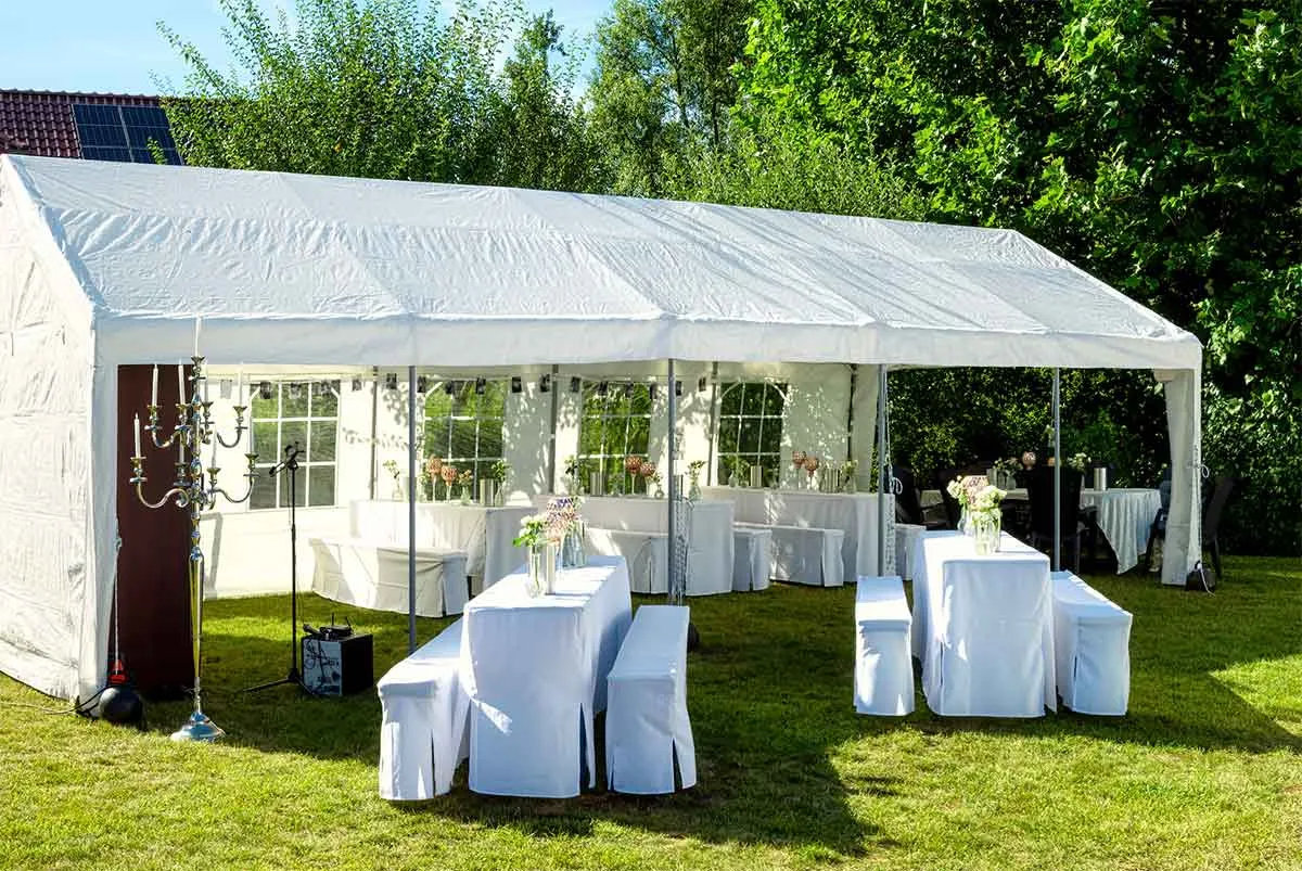 Choosing a Backdrop That Fits Your Bridal Shower Theme